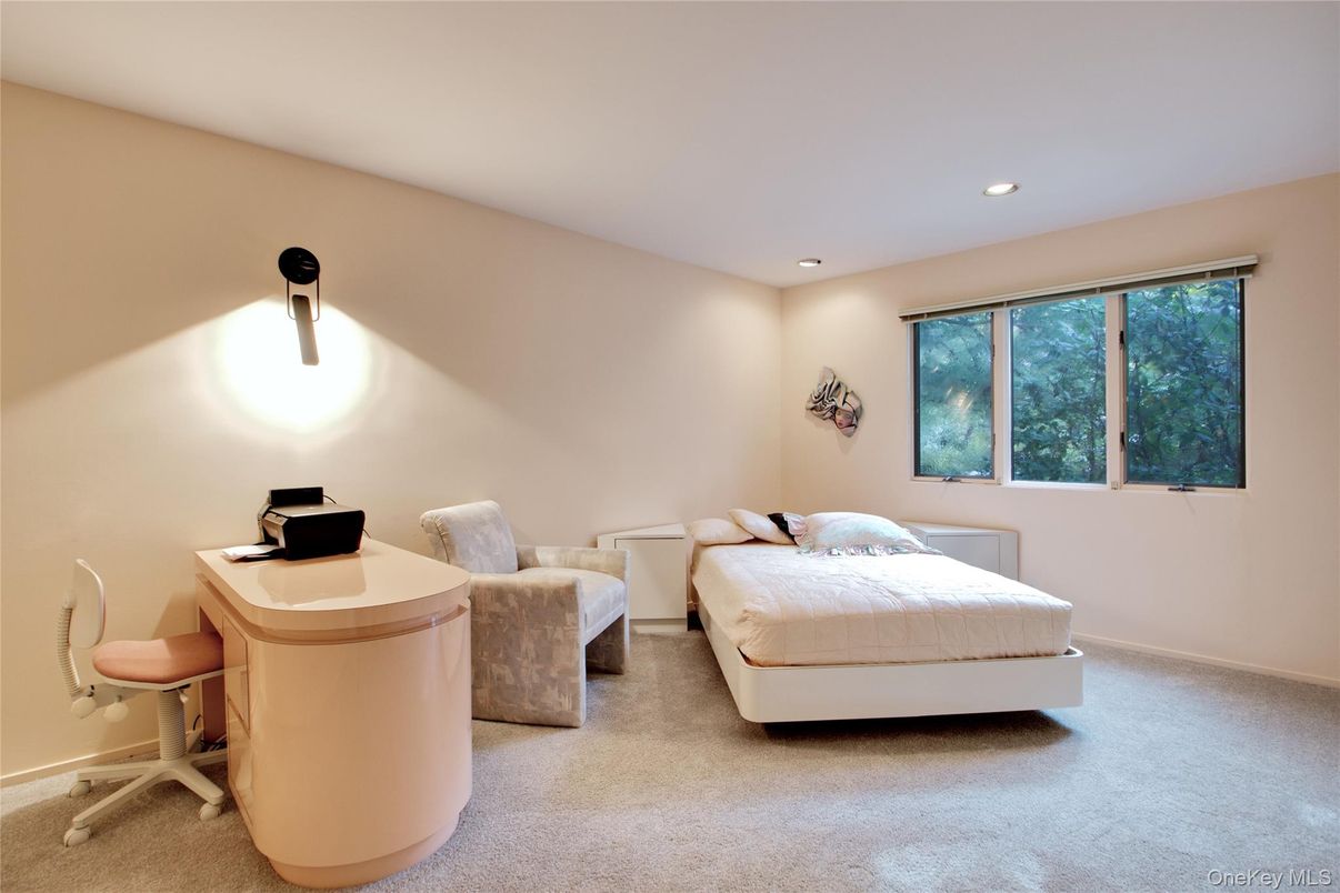 Bedroom, Home Office, Interior, Recessed Lighting