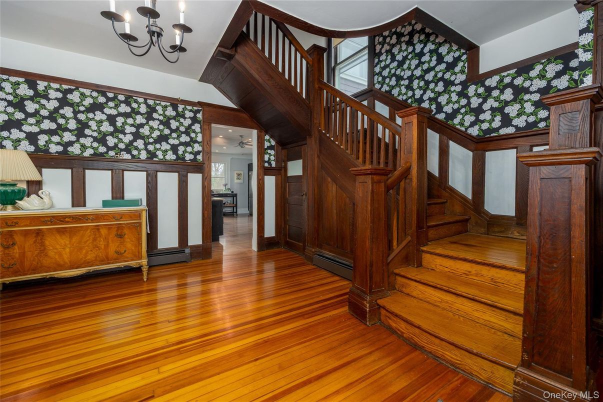 Chandelier, Interior, Recessed Lighting, Wood Texture Flooring