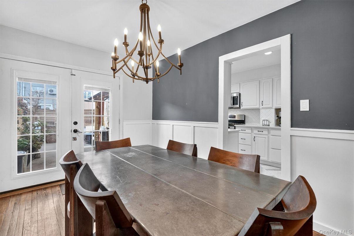 Chandelier, Dining room, Interior, Kitchen, Recessed Lighting, Wood Texture Flooring