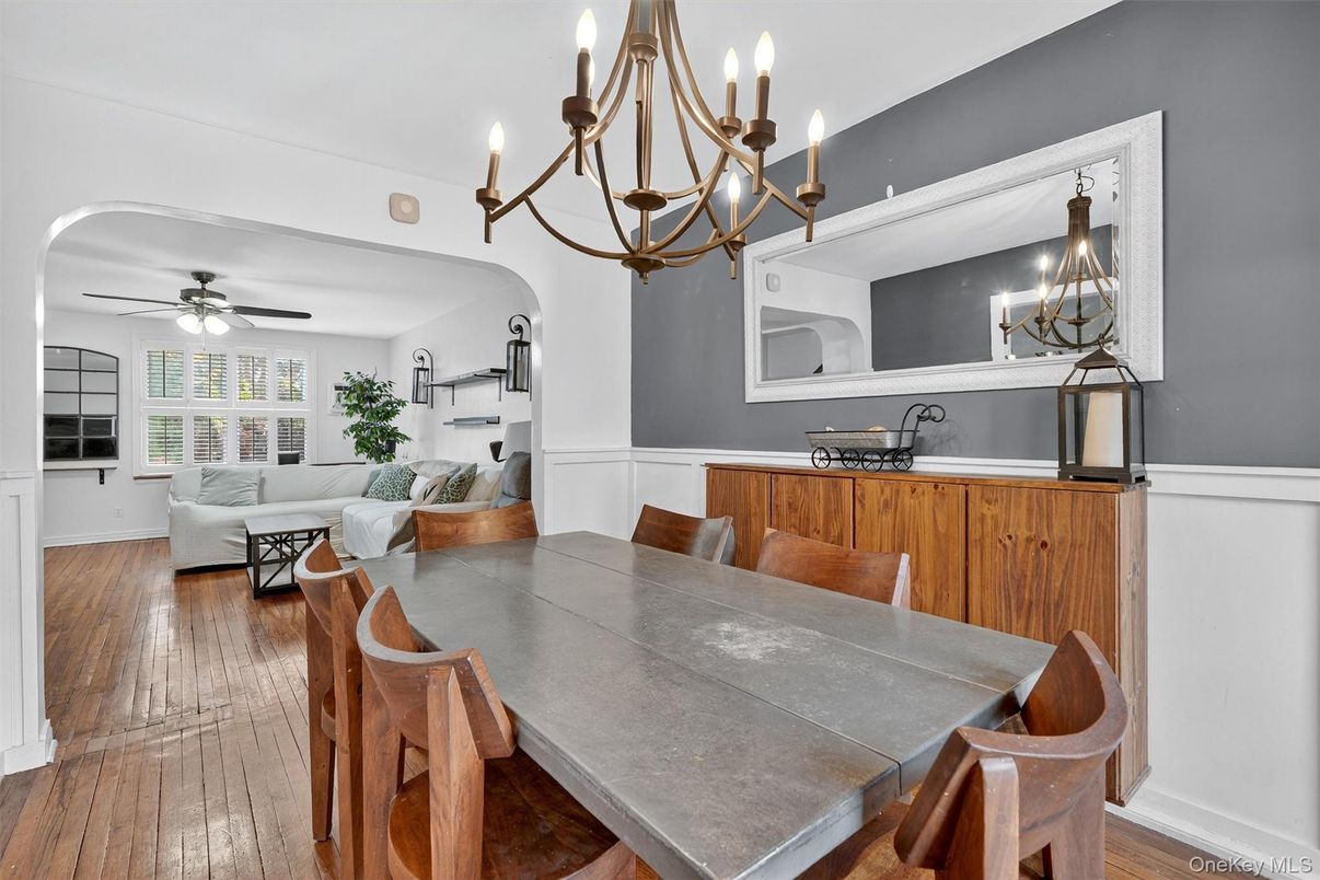 Chandelier, Dining room, Interior, Living room, Wood Texture Flooring