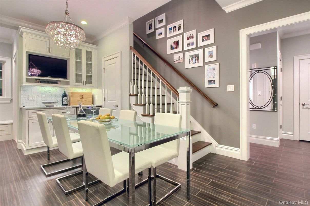 Dining room, Interior, Pendant Lights, Recessed Lighting, Wood Texture Flooring