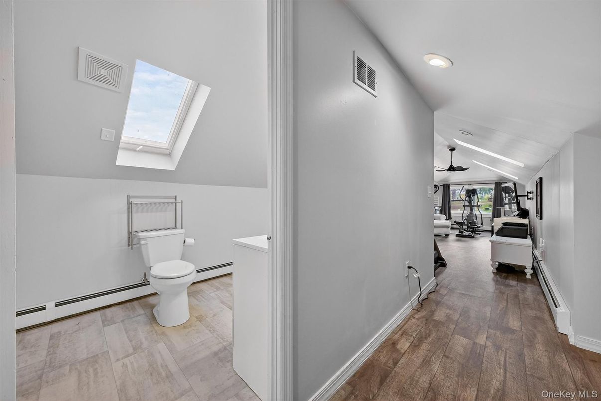 Bathroom, Interior, Recessed Lighting, Wood Texture Flooring