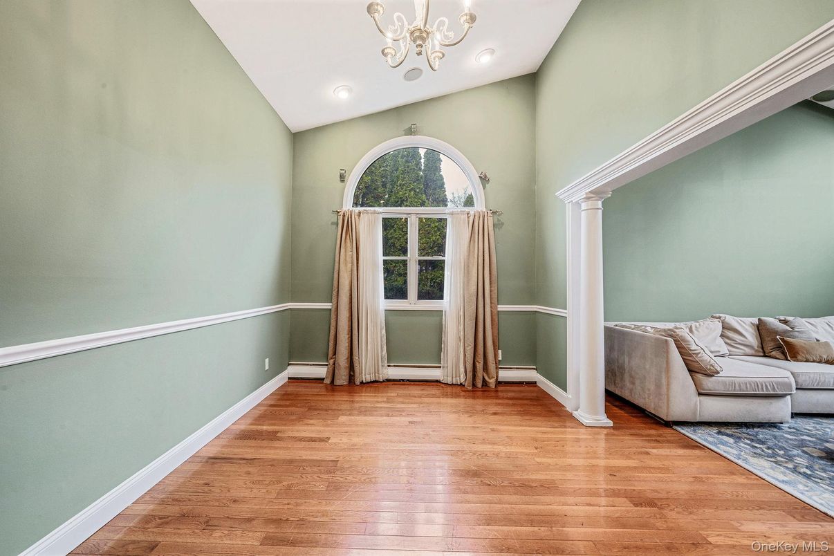 Chandelier, Interior, Recessed Lighting, Wood Texture Flooring