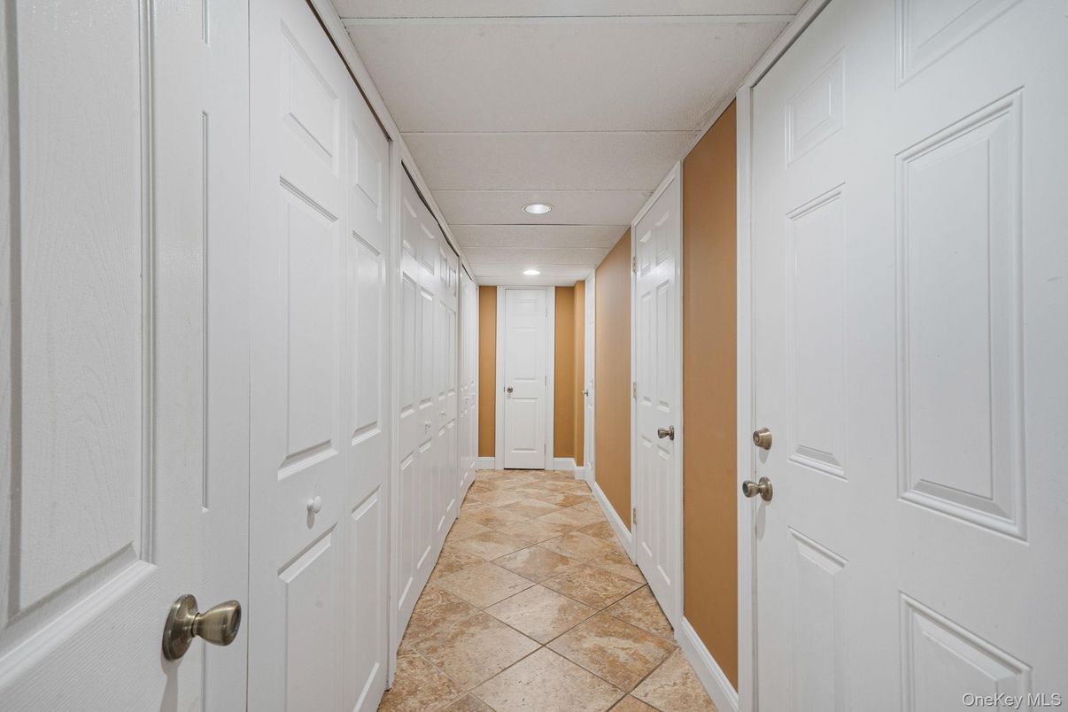 Interior, Recessed Lighting