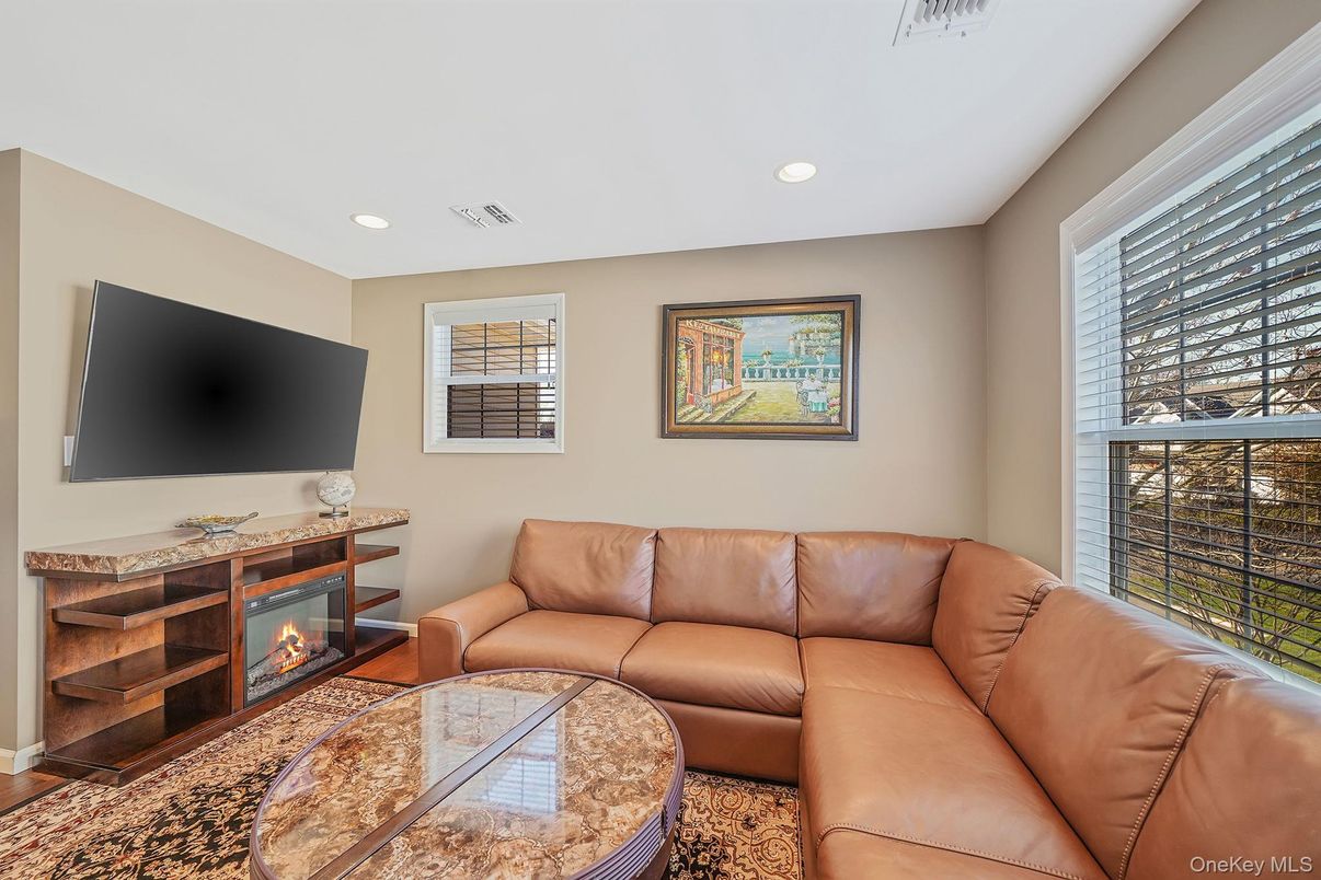 Fireplace, Interior, Living room, Recessed Lighting