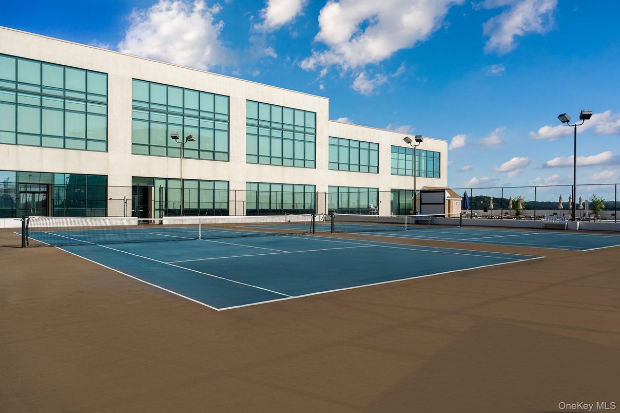 Exterior, Facade, Tennis Courts, Highrise