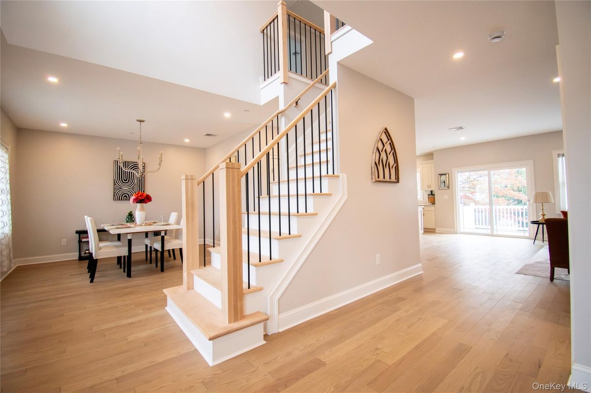 Dining room, Interior, Pendant Lights, Recessed Lighting, Wood Texture Flooring