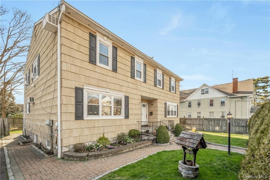 Backyard, Exterior, Facade, Cape Cod