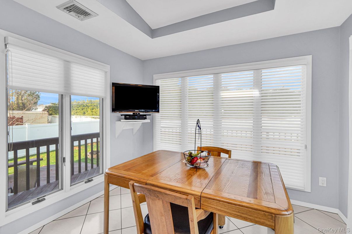 Dining room, Interior