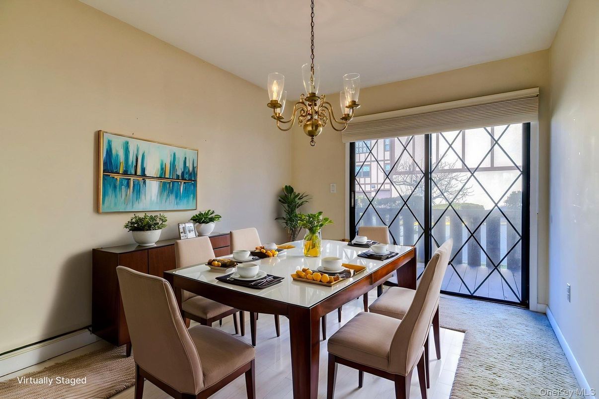 Chandelier, Dining room, Interior