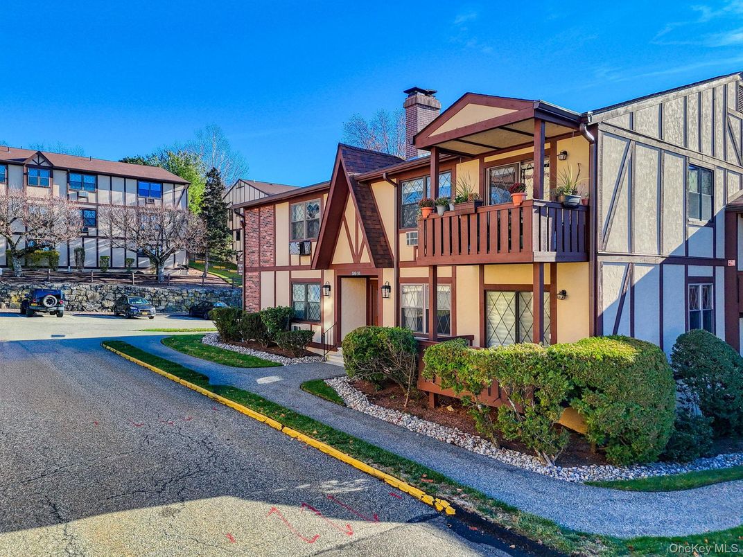 Exterior, Facade, Tudor Revival