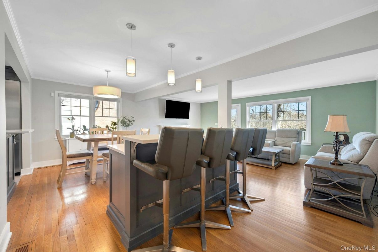 Dining room, Interior, Living room, Pendant Lights, Wood Texture Flooring