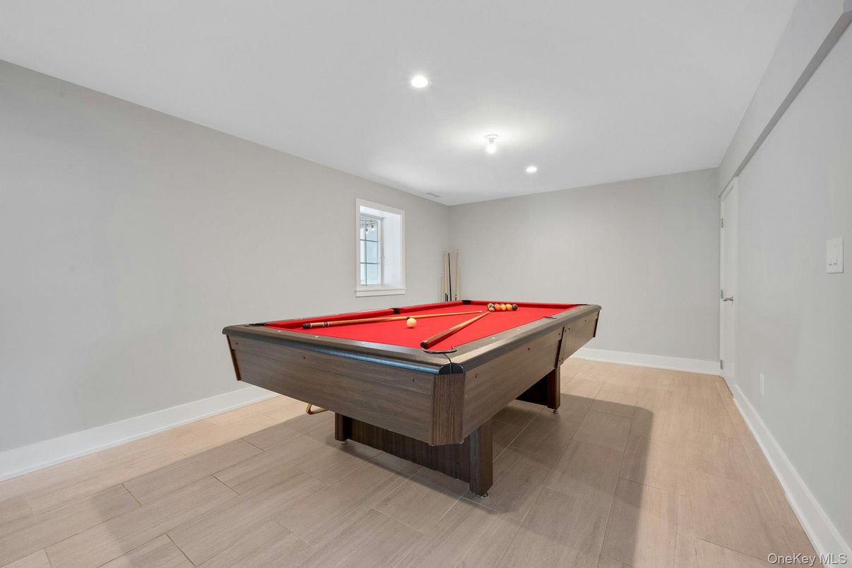Billiard Table, Game Room, Interior, Recessed Lighting, Wood Texture Flooring