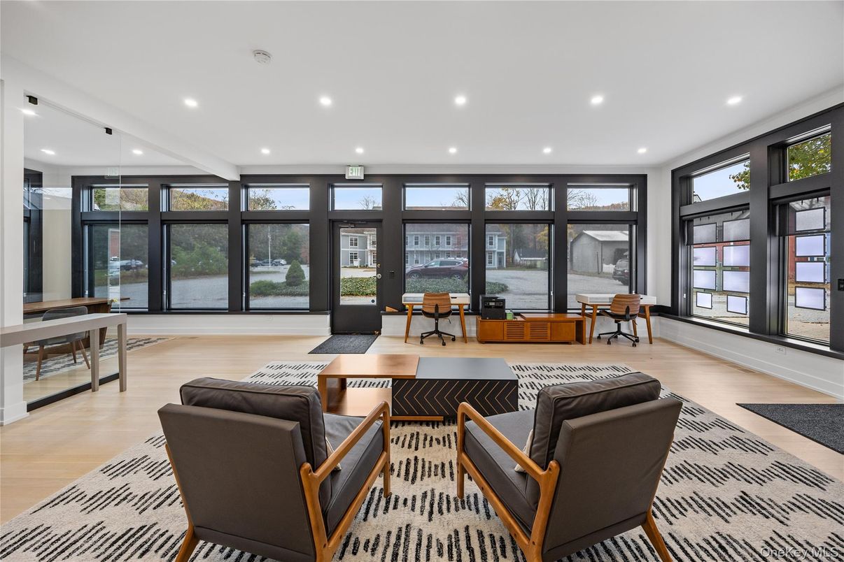 Dining room, Interior, Living room, Recessed Lighting, Wood Texture Flooring
