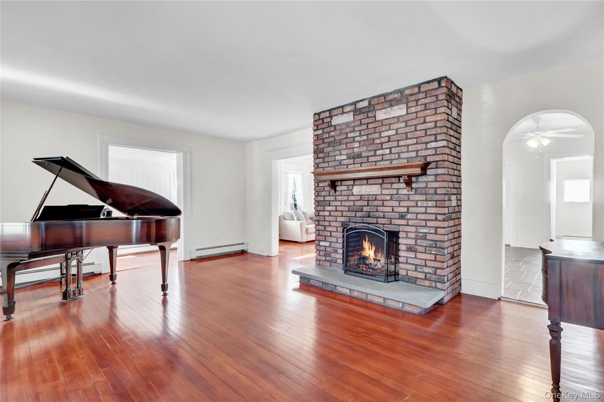 Fireplace, Interior, Piano, Wood Texture Flooring