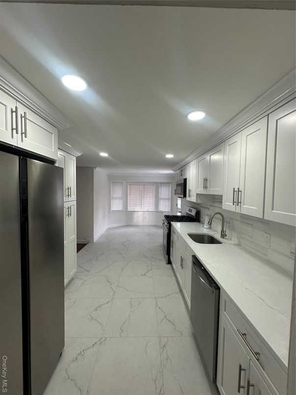 Interior, Kitchen, Marble, Recessed Lighting