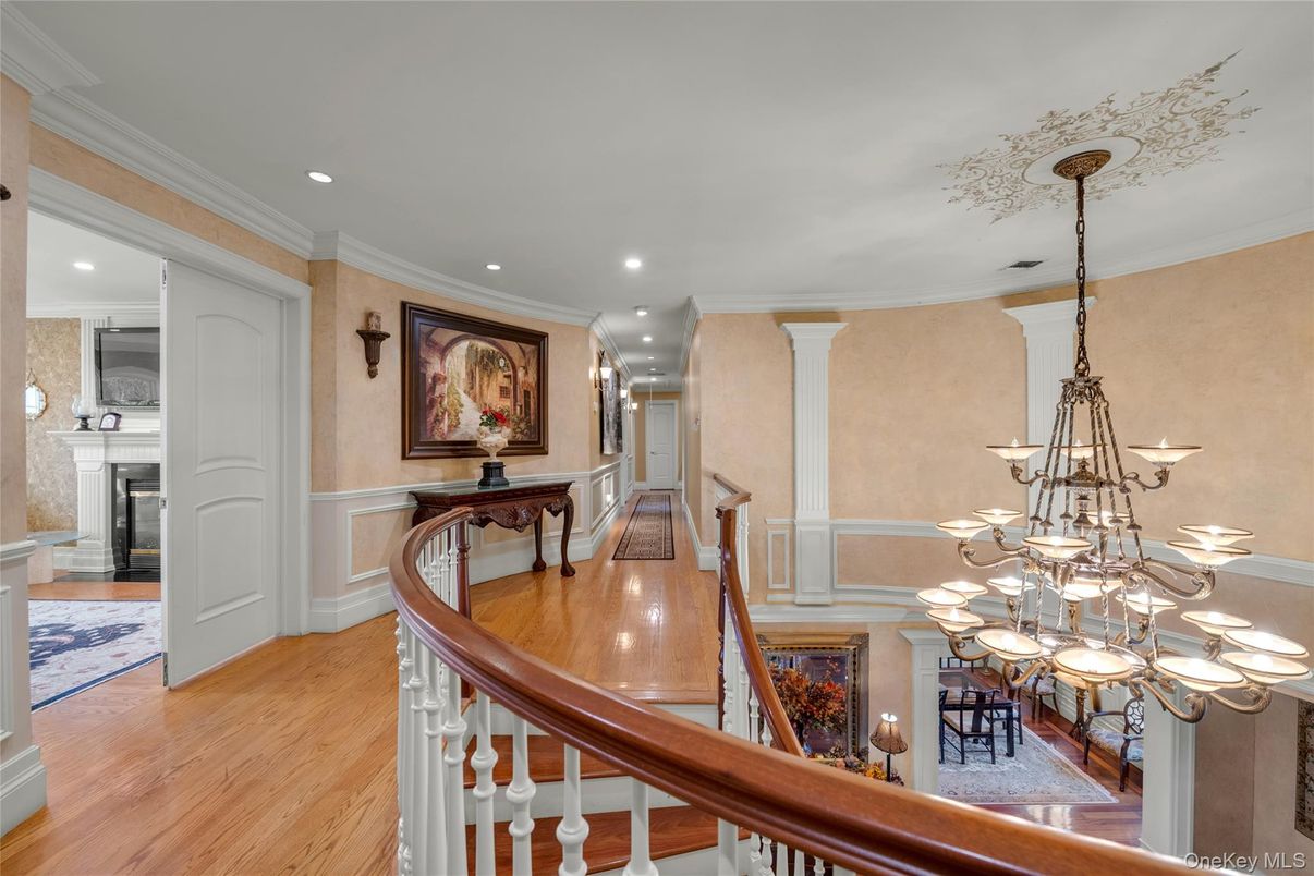 Chandelier, Dining room, Fireplace, Interior, Pendant Lights, Recessed Lighting, Wood Texture Flooring