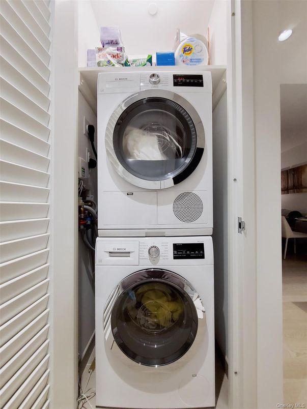 Interior, Utility Closets, Washer