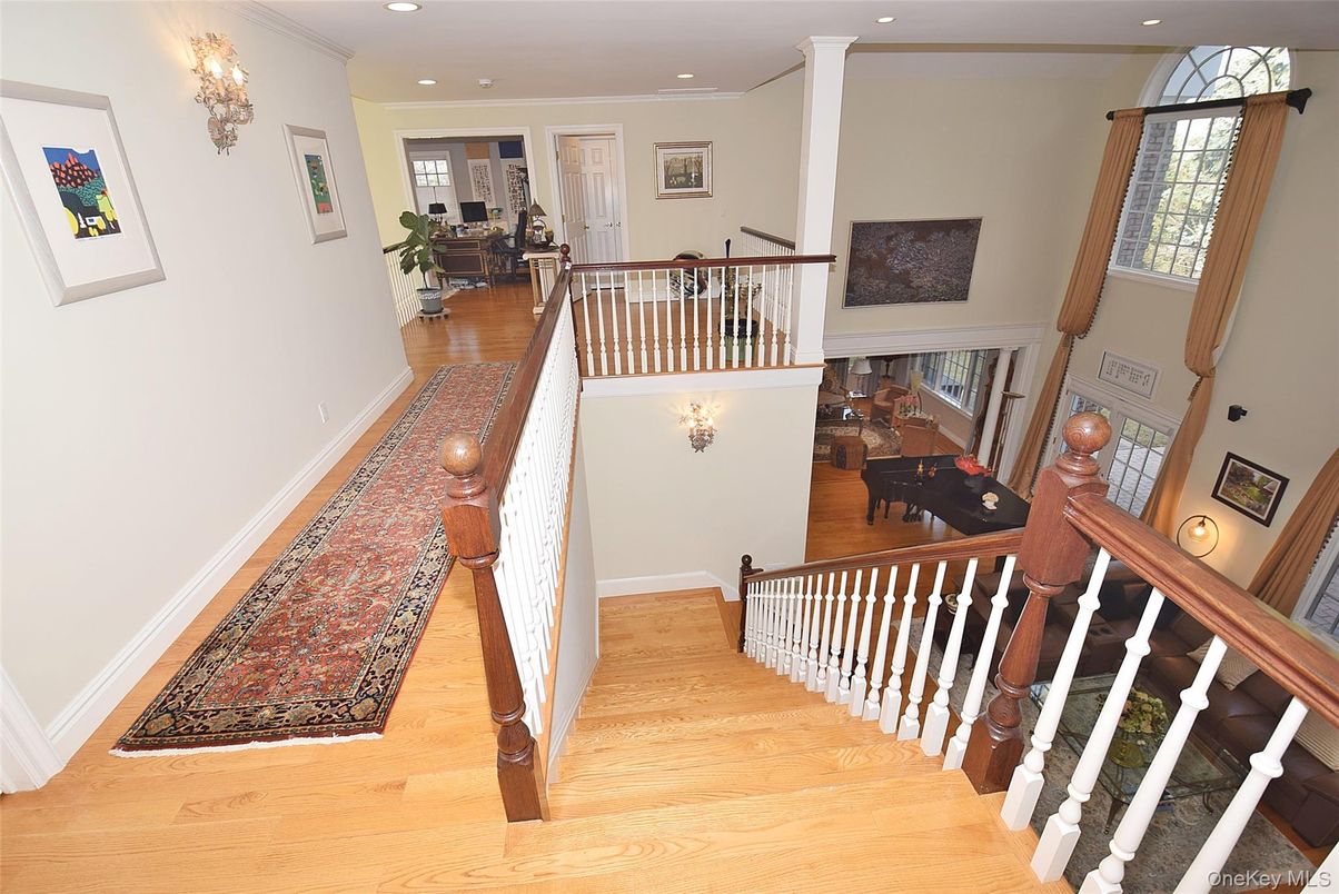 Chandelier, Fireplace, Interior, Recessed Lighting, Wood Texture Flooring