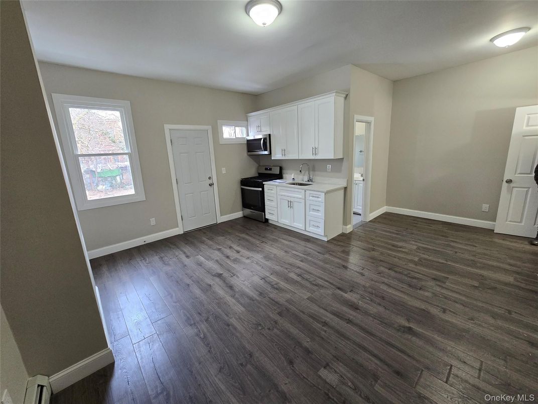 Empty room, Interior, Kitchen, Wood Texture Flooring