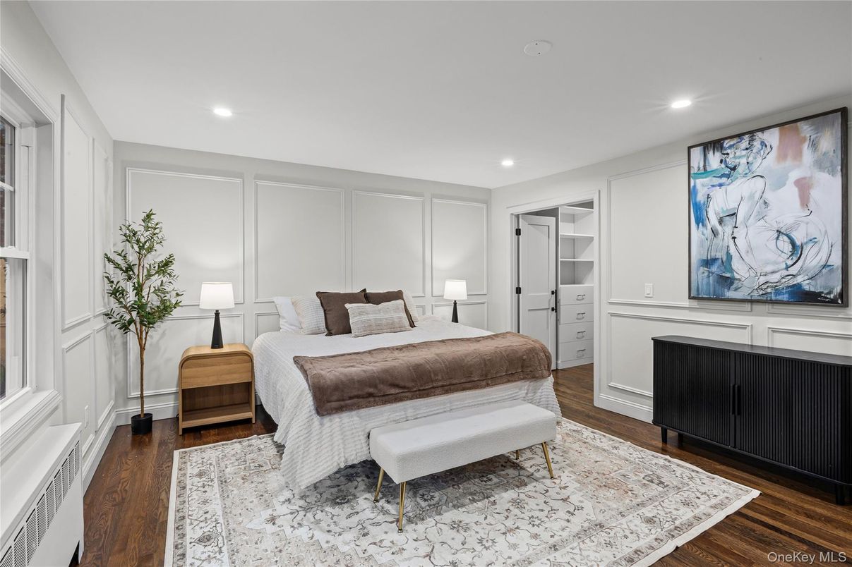 Bedroom, Fireplace, Interior, Recessed Lighting, Wood Texture Flooring