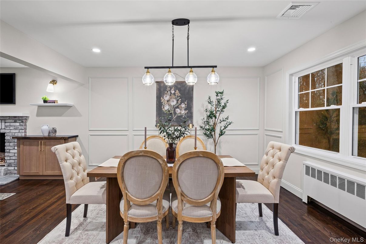 Dining room, Interior, Pendant Lights, Recessed Lighting, Wood Texture Flooring