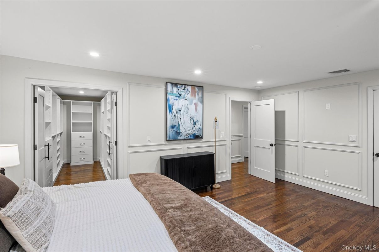 Bedroom, Interior, Recessed Lighting, Wood Texture Flooring