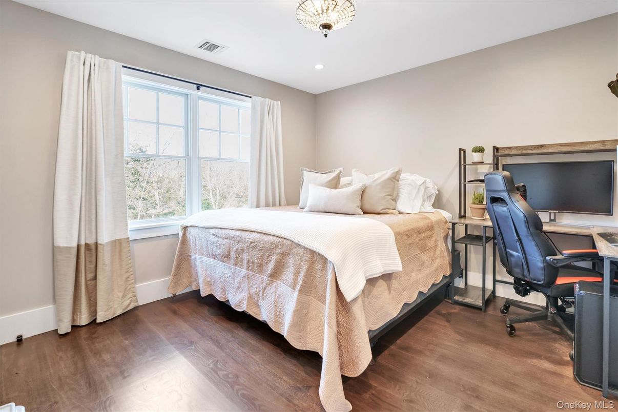 Bedroom, Home Office, Interior, Recessed Lighting, Wood Texture Flooring