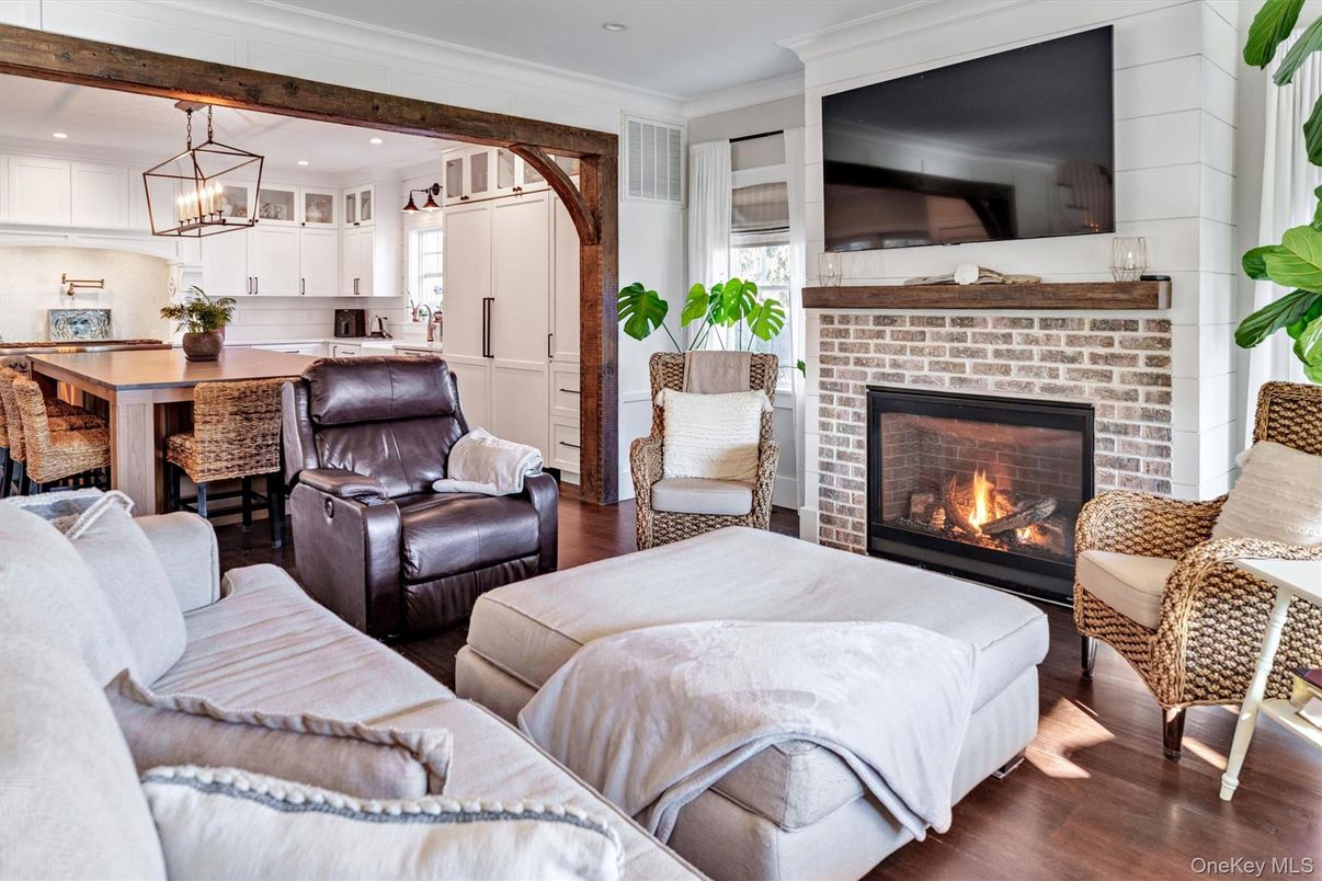 Fireplace, Interior, Kitchen, Living room, Pendant Lights, Recessed Lighting, Stone Walls, Wood Texture Flooring