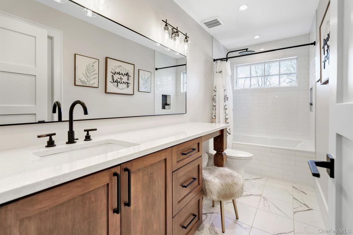 Bathroom, Dual Sink Vanities, Interior, Marble, Recessed Lighting