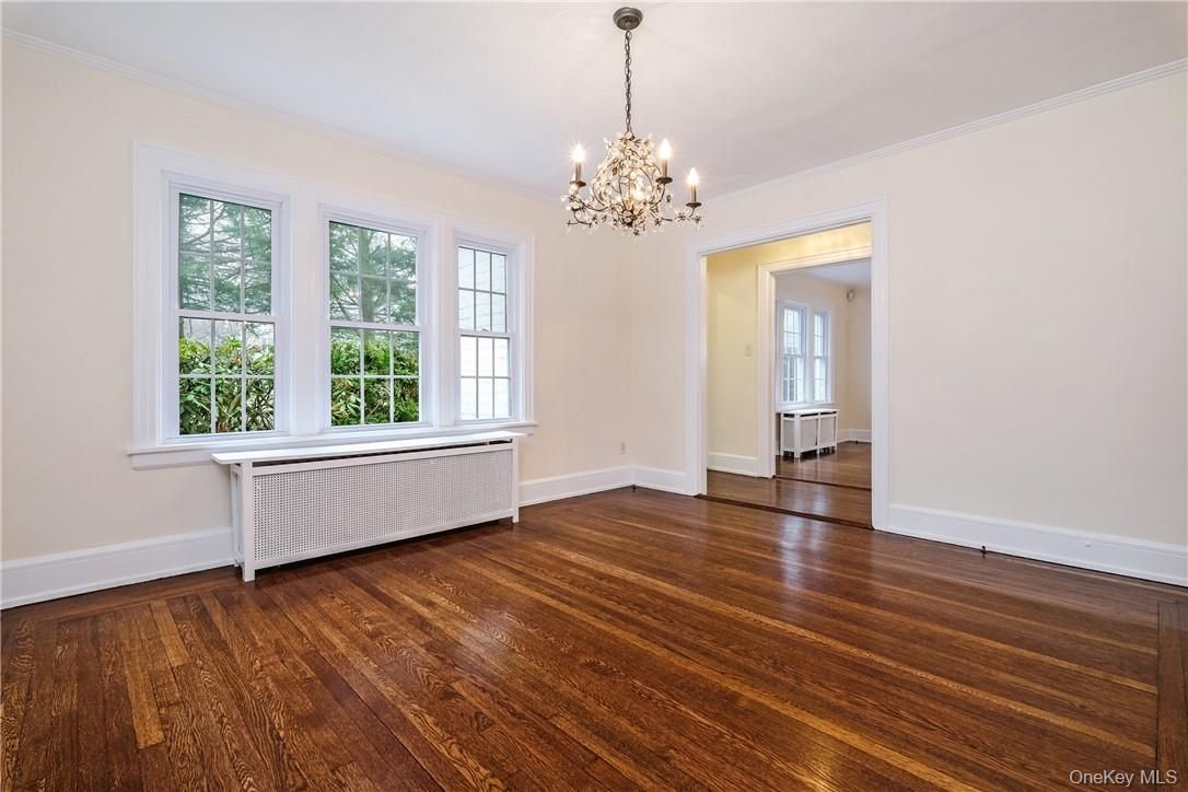 Chandelier, Empty room, Interior, Wood Texture Flooring