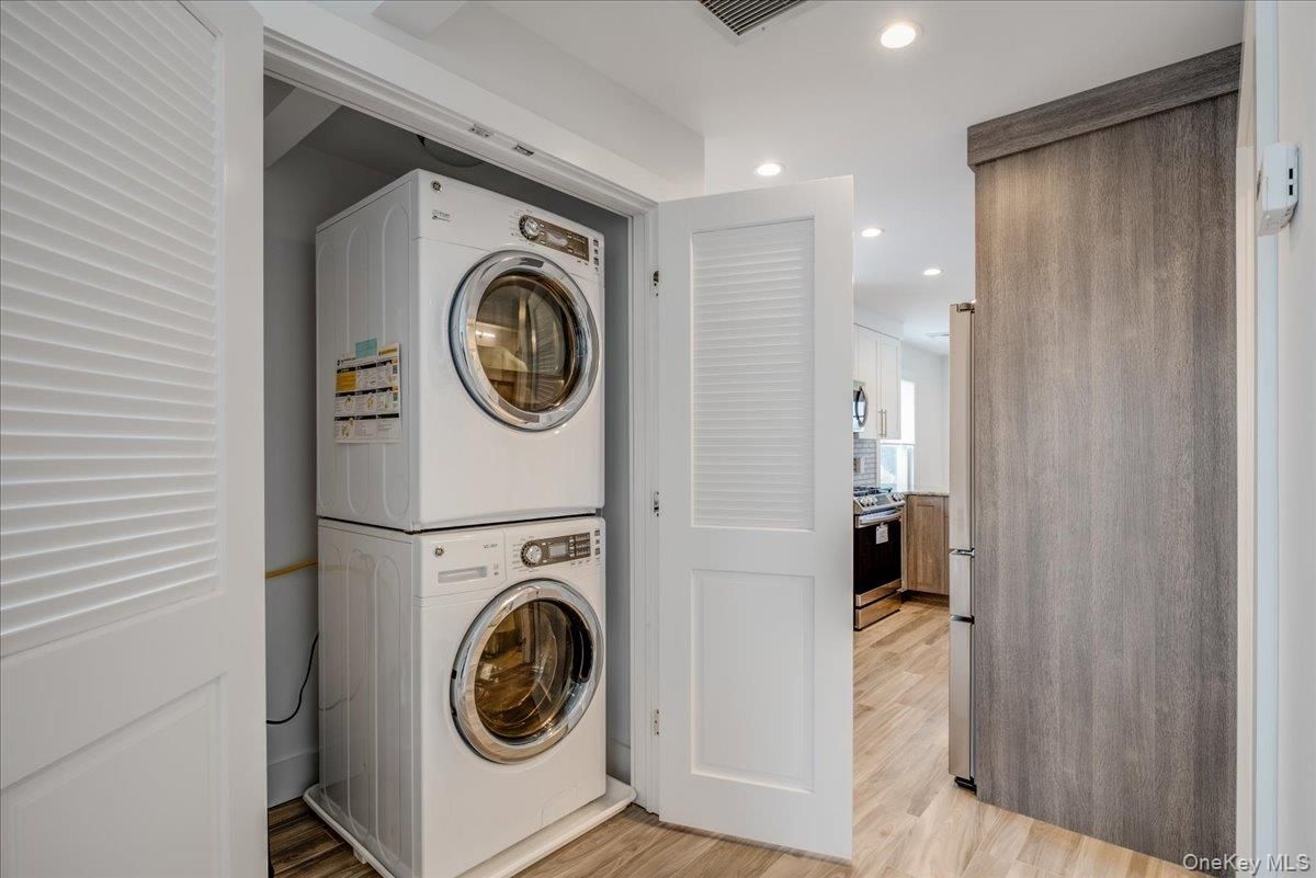 Interior, Recessed Lighting, Utility Closets, Washer, Wood Texture Flooring