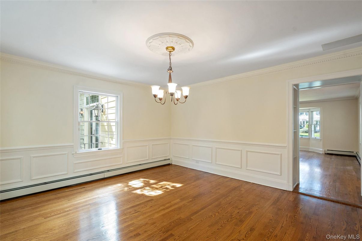 Chandelier, Empty room, Interior, Wood Texture Flooring