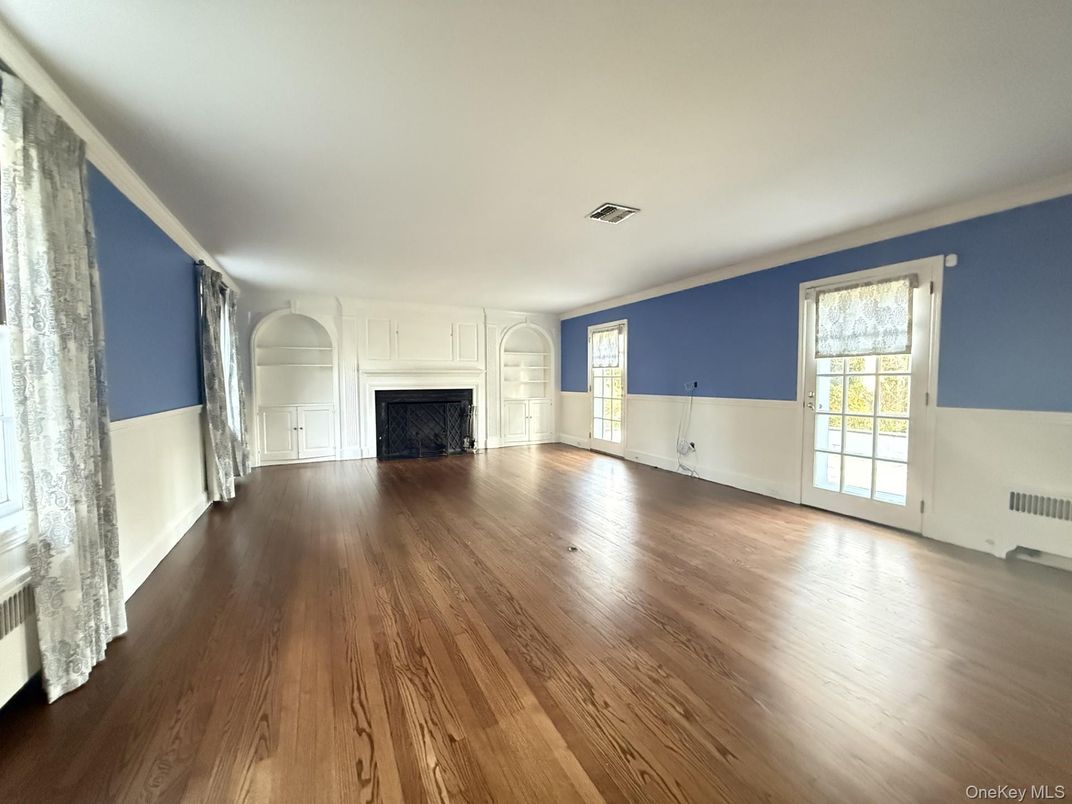 Empty room, Fireplace, Interior, Wood Texture Flooring