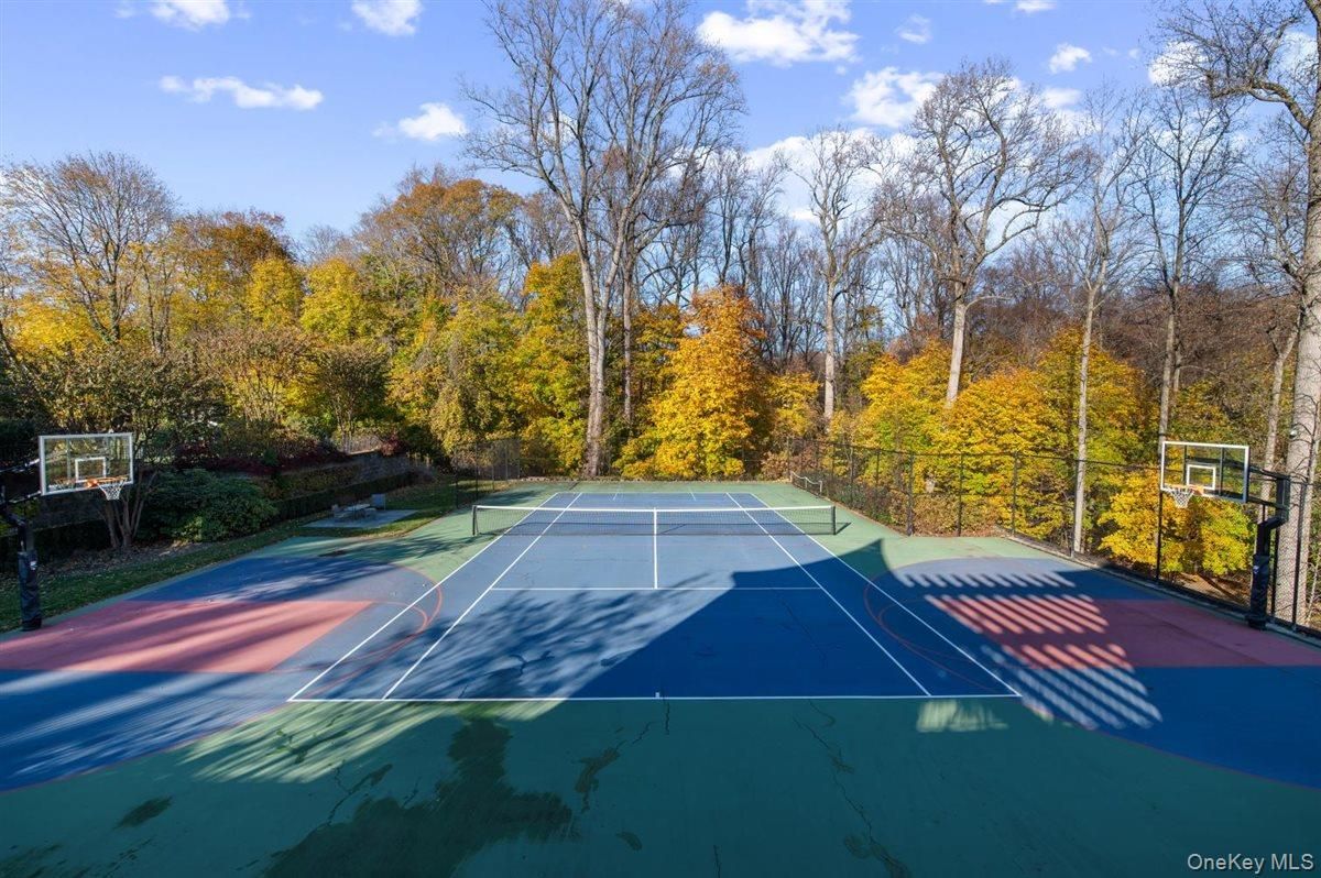 Exterior, Tennis Courts