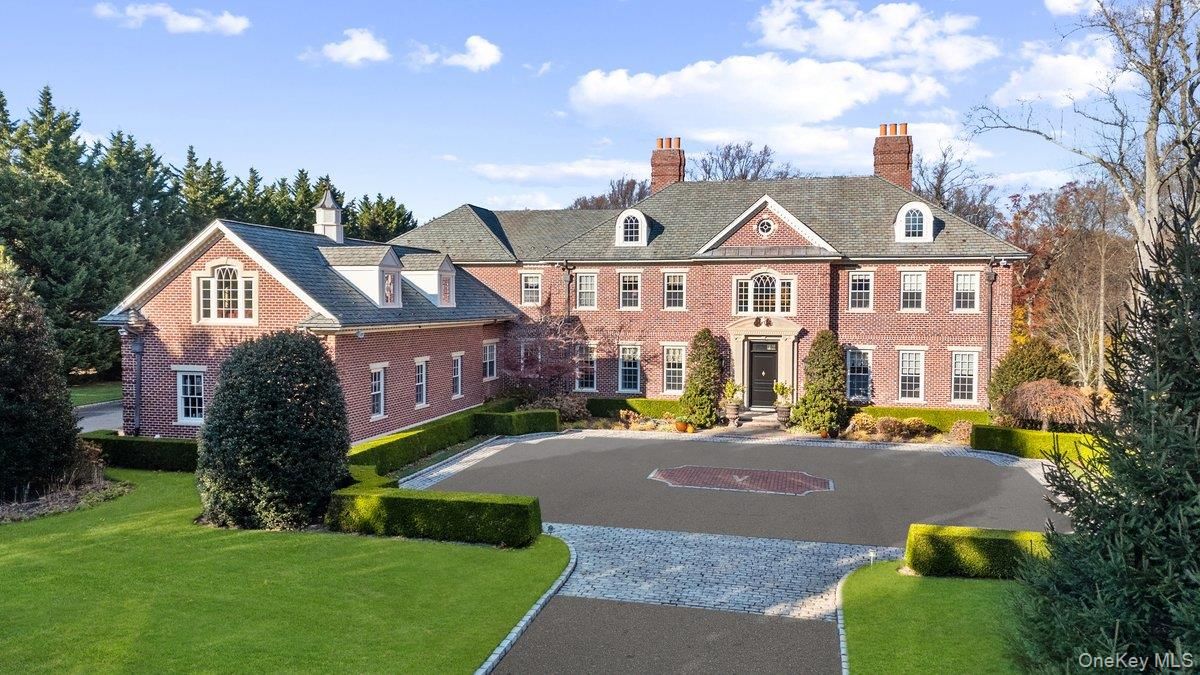 Exterior, Facade, Brick Facade, French Provincial