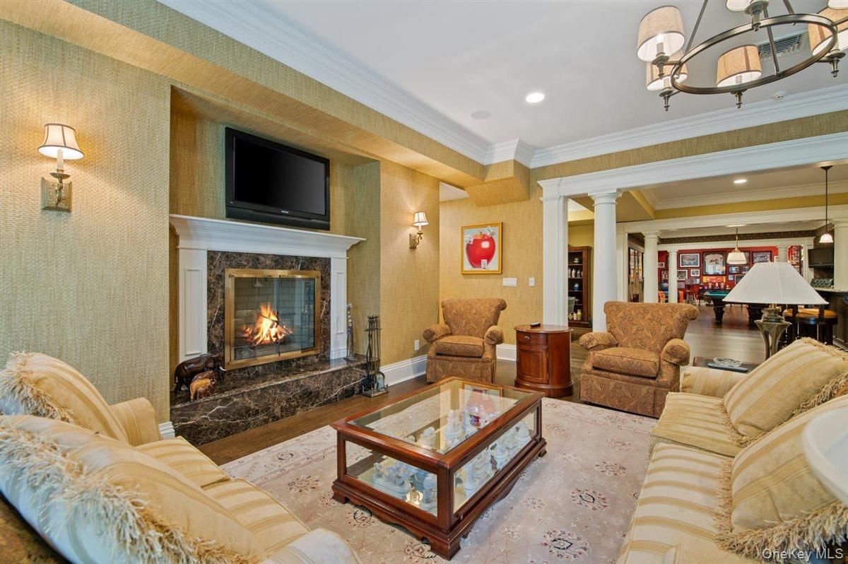 Fireplace, Interior, Living room, Pendant Lights, Recessed Lighting
