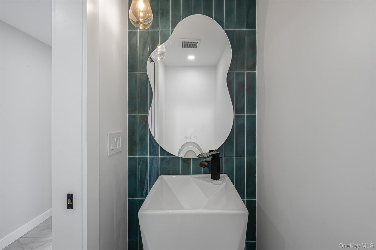 Bathroom, Free Standing Baths, Interior, Recessed Lighting