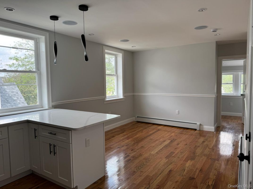 Empty room, Interior, Pendant Lights, Recessed Lighting, Wood Texture Flooring