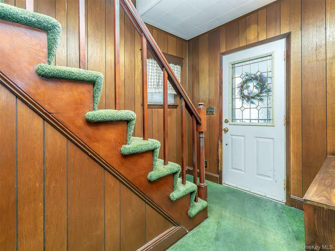 Interior, Wooden Walls