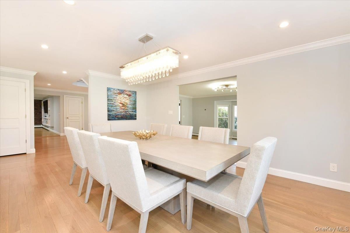 Chandelier, Dining room, Interior, Recessed Lighting, Wood Texture Flooring