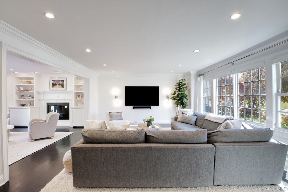 Fireplace, Interior, Living room, Recessed Lighting, Wood Texture Flooring