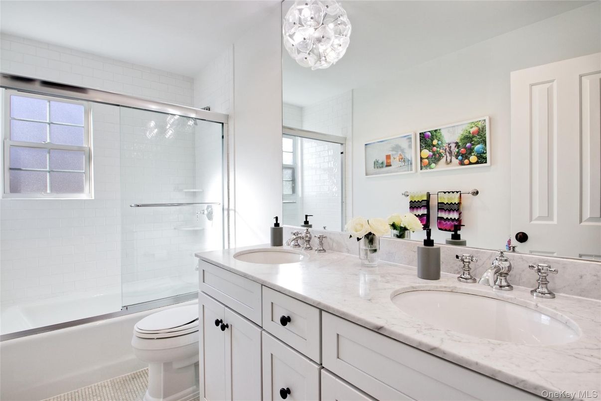 Bathroom, Dual Sink Vanities, Glass Shower, Interior