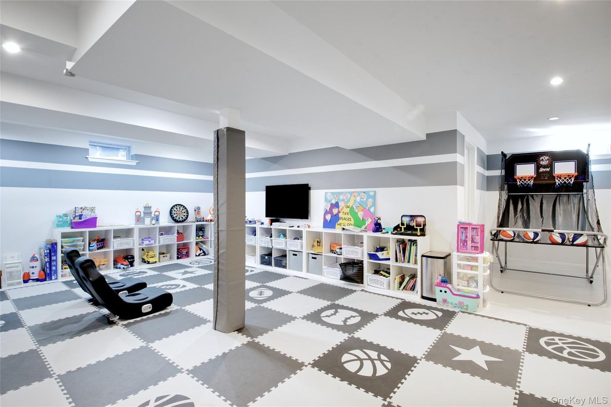 Interior, Recessed Lighting