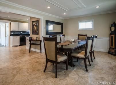 Dining room, Interior, Kitchen, Recessed Lighting