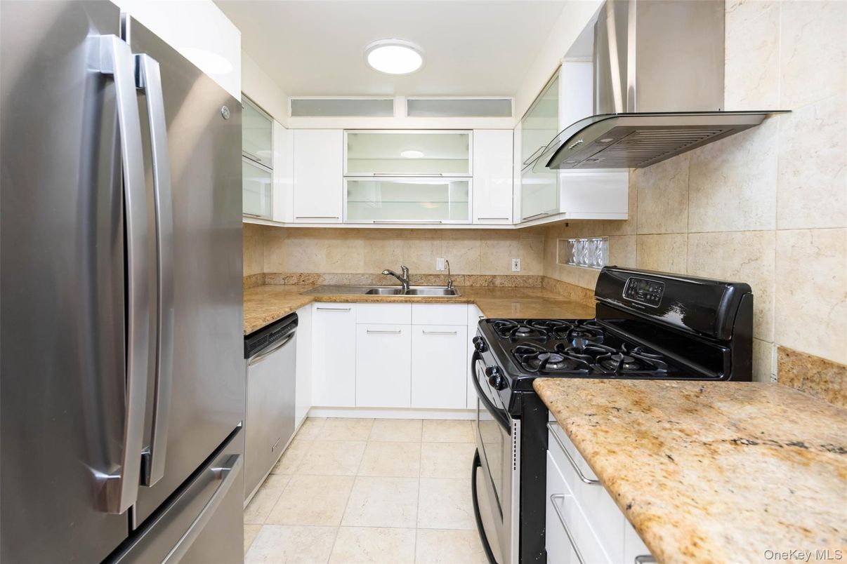 Interior, Kitchen, Recessed Lighting