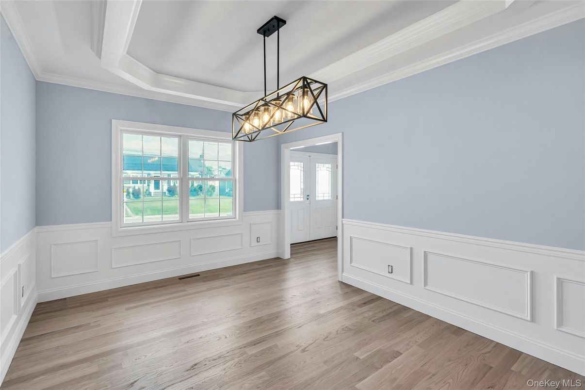 Empty room, Interior, Pendant Lights, Wood Texture Flooring