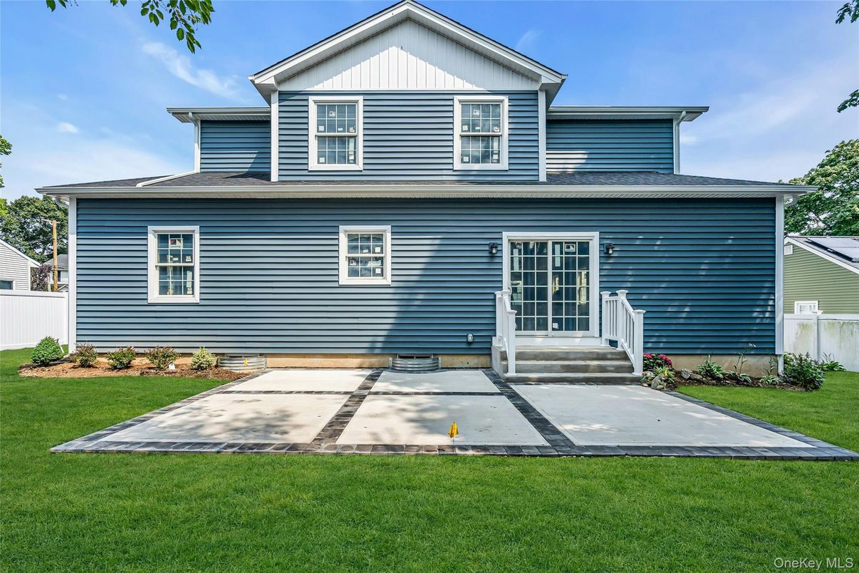 Backyard, Exterior, Facade, Farmhouse