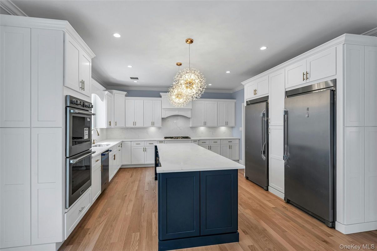 Chandelier, Interior, Kitchen, Pendant Lights, Recessed Lighting, Stainless Steel Appliances, Wood Texture Flooring