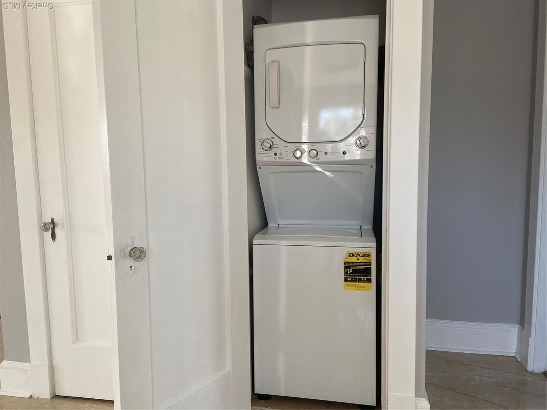 Interior, Utility Closets, Washer
